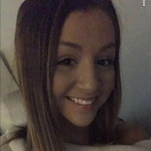 Meet your Posher, Cacia